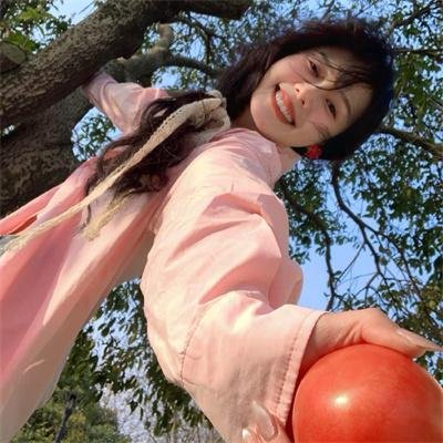 爱上花豹女封面